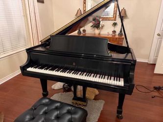 Free Steinway & Sons Grand Piano
