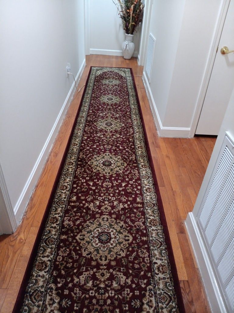 Nice Runner For Hall