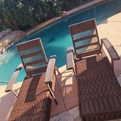 Nice Wicker Material Pool/Lawn Chairs 