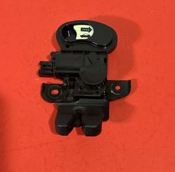 2015 - 2017 Chrysler 200 OEM Trunk Latch Decklid Lock Actuator (contact info removed)4AC 3052