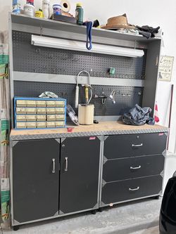 Coleman Work Bench