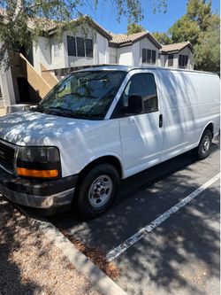 2017 GMC Savana