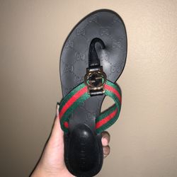 Women Gucci Sandals Size 5.5