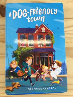 Blue Cover A Dog-Friendly Town:Josephine Cameron (2020, Hardback) Teacher School