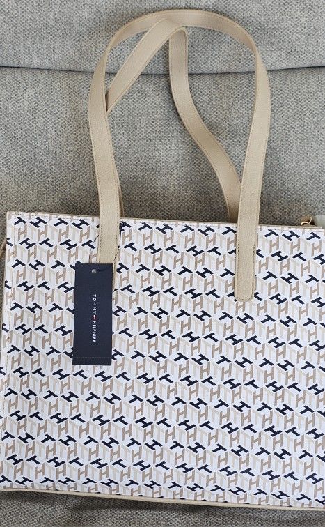 TOMMY HILFIGER TOTE BAG - HANDBAG BRAND NEW