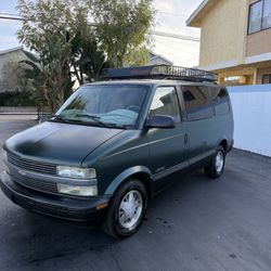 1999 Chevrolet Astro
