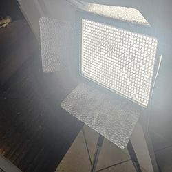 LED CAMERA LIGHT
