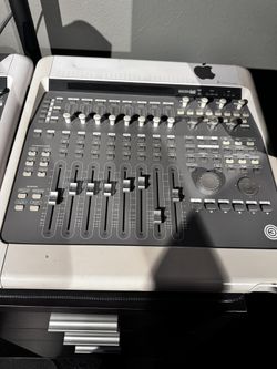 Recording Digi 003 Console