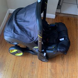Baby Stroller/ Car Seat