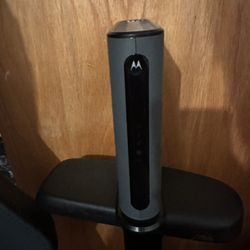 Motorola MB8611 DOCSIS 3.1 Multi-Gig Cable Modem