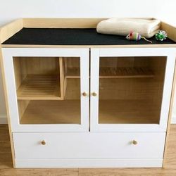 Cat condo/litter box enclosure furniture