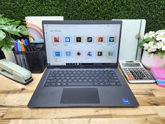 Dell Latitude 7420 14" FHD i5-1135G7 2.40GHz 16GB RAM 512GB SSD Windows 11 Pro