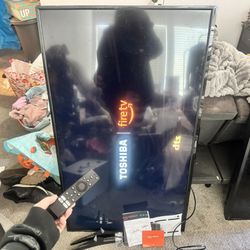 Toshiba amazon fire smart TV 55in LCD LED ultra HD 2160p 4K