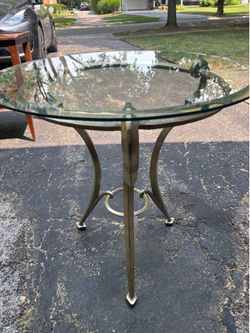 Walter E Smithe Colette Round Glass End Table