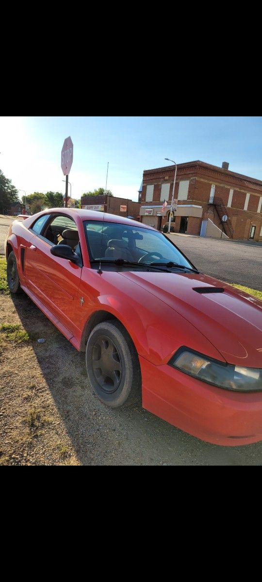 2001 Ford Mustang
