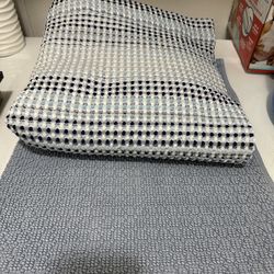 Bathroom curtain and rug