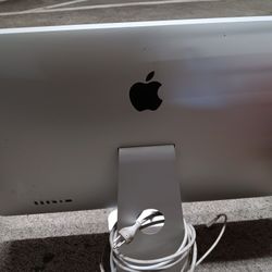 27 Inch Apple  A1407 Monitor 