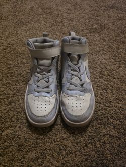 Nike High-Top Sneakers White and Gray