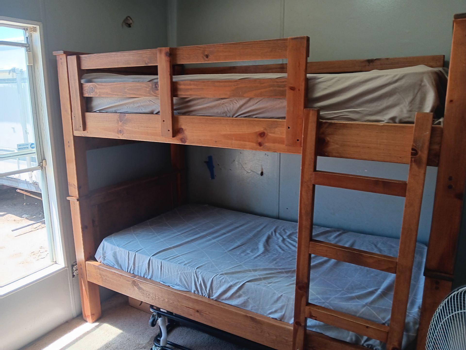 Literas/ Bunk beds