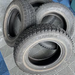 4 Studded Tires 200$ Obo