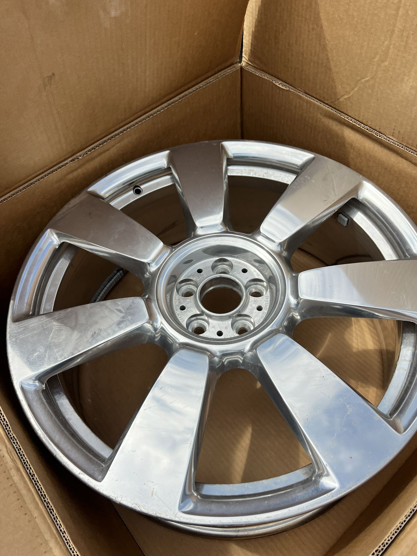 22” Rolls Royce Cullinan. 