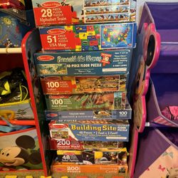 10 Boxes Of Melissa And Doug Puzzles $30