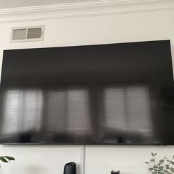 Samsung 70” TV – Wall-Mounted + Hardware