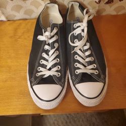#22 Men's Converse 
