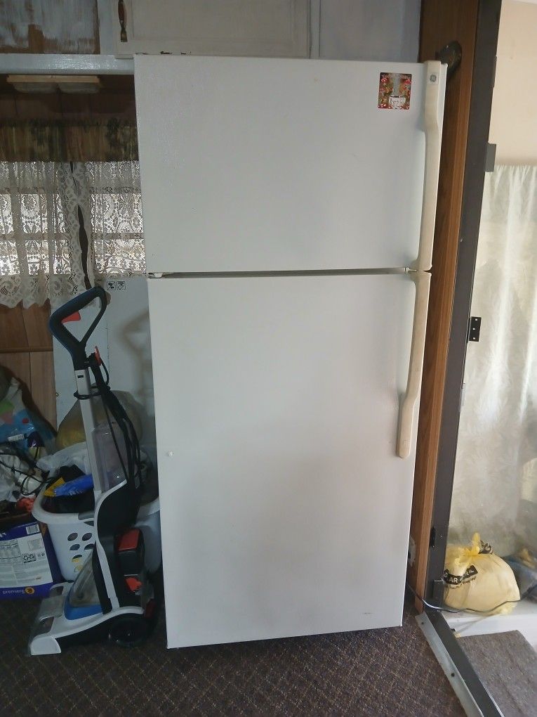 General Electric Refrigerator