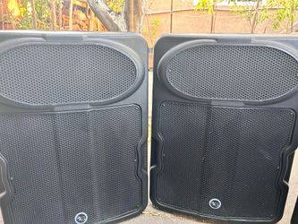 Pair of passive speakers peavey Quadra 15’