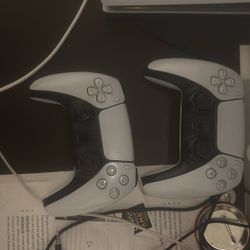 PlayStation 5 Controller(s)