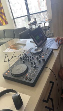 DDJ FLX4