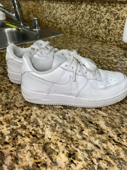 Nike Kids Shoes Size 13.5c