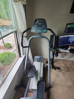 PRECOR Elliptical