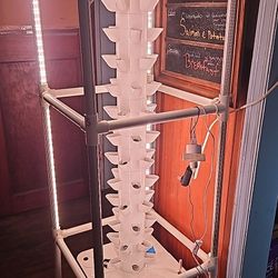72 Pod Hydroponics Tower
