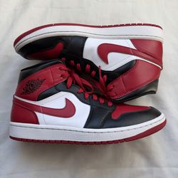 Jordan Air Jordan 1 Mid Alternate Bred Toe Black/White/Gym Red BQ6472-079