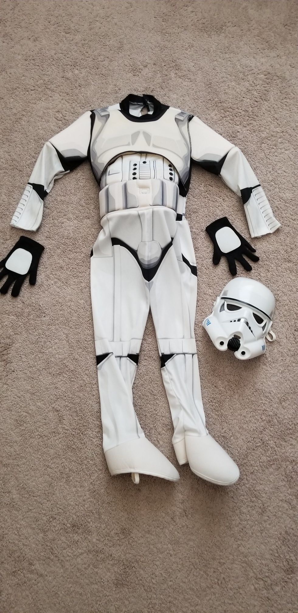 Kids Storm Trooper costume sz sm