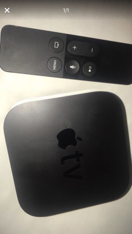 Apple TV 4th generation with remote