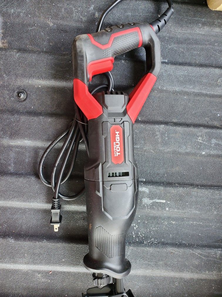 Compact Saw