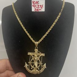 10K Solid Gold Rope Chain and Pendant 41.2Gr 24 Inches Long 