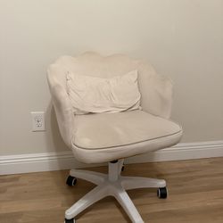 Swivel chair