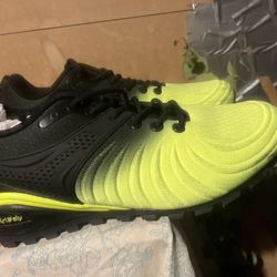 Shoe