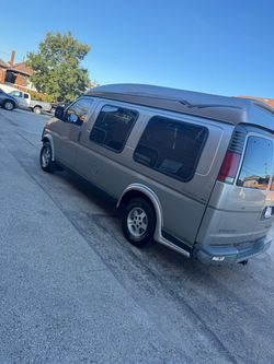 2001 Chevrolet Express