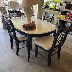 Dinning Table