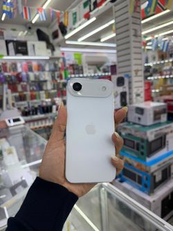 IPHONE 17 AIR 256GB UNLOCKED