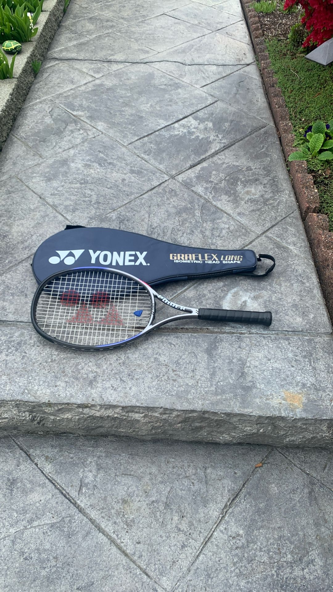 YONEX GRAFLEX tennis racket