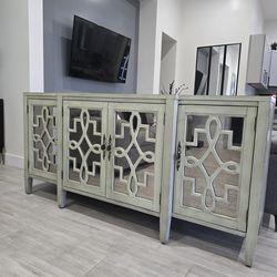 Credenza/Buffet