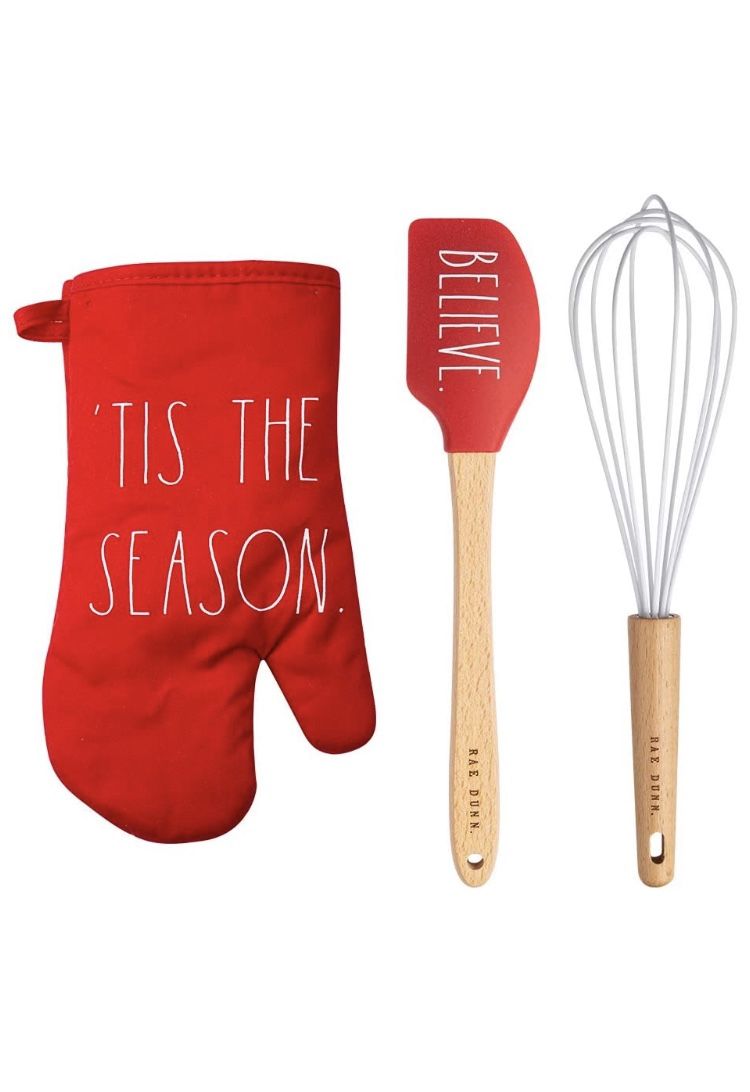 Rae Dunn TIS THE SEASON Red Glove & Utensil Bake Set