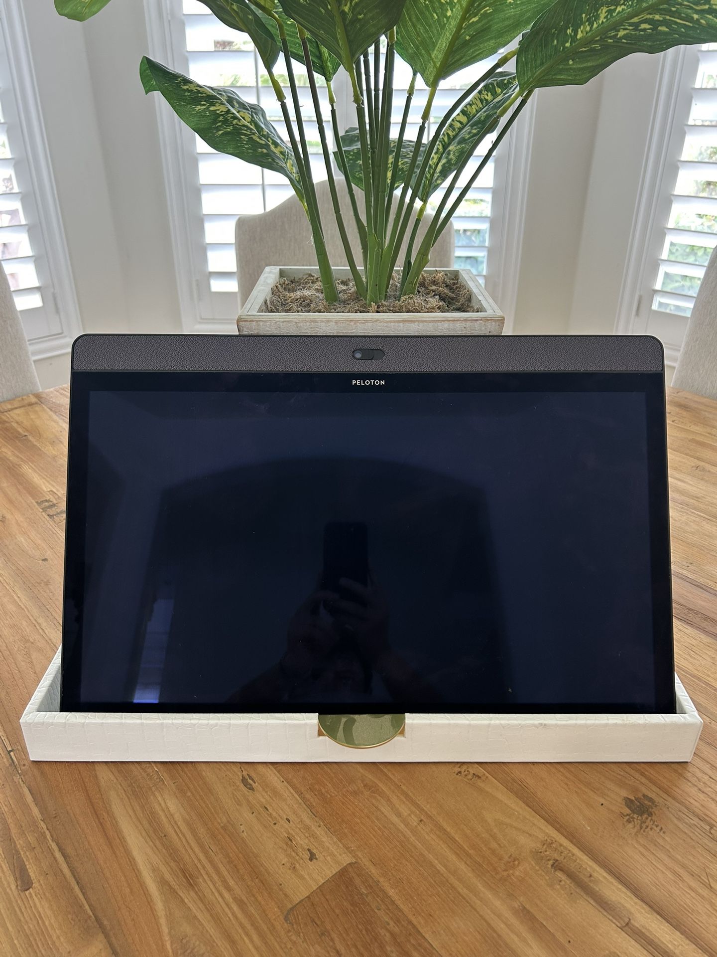Peloton Touchscreen Tablet Bike Plus Screen PLTN-TTR01 - Tested & Working!