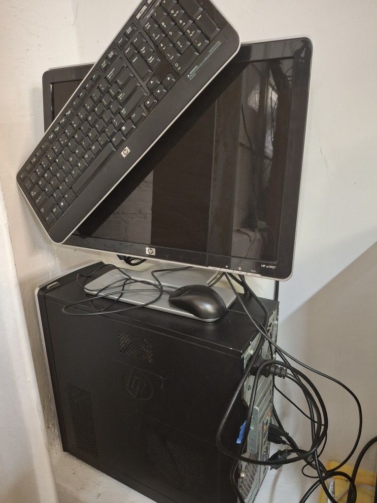 Computadora De Mesa Windows 7 HP